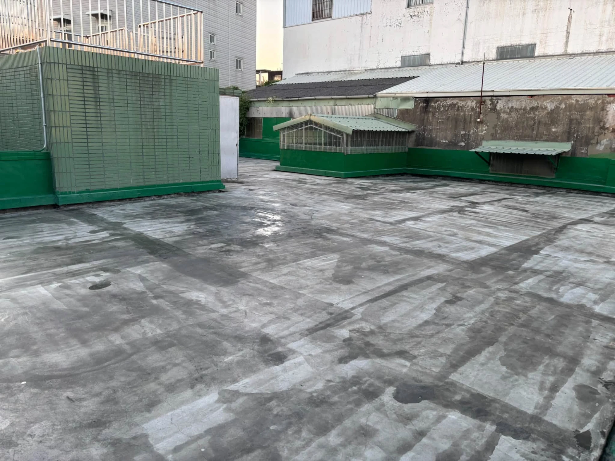 苗栗公館郵局｜樓頂施作 pu 3+3mm第一層
