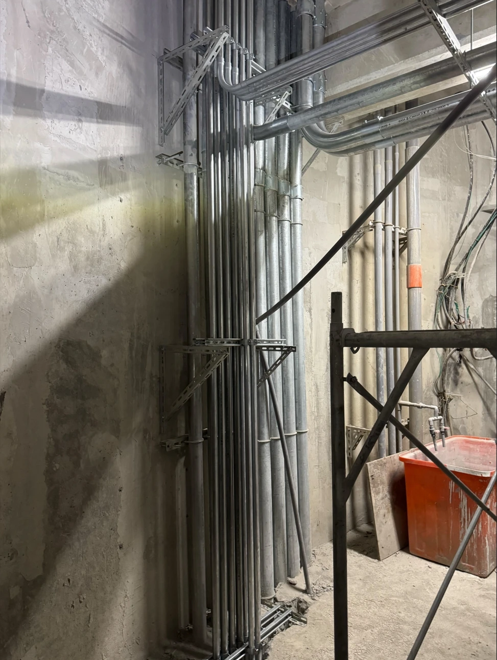 新建大樓內部施工