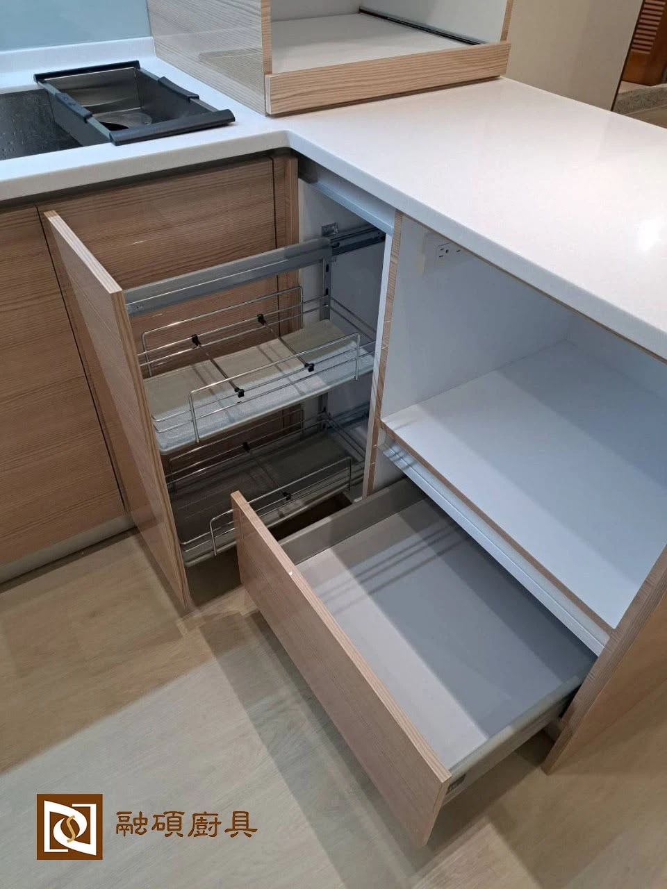 ㄇ字型廚具