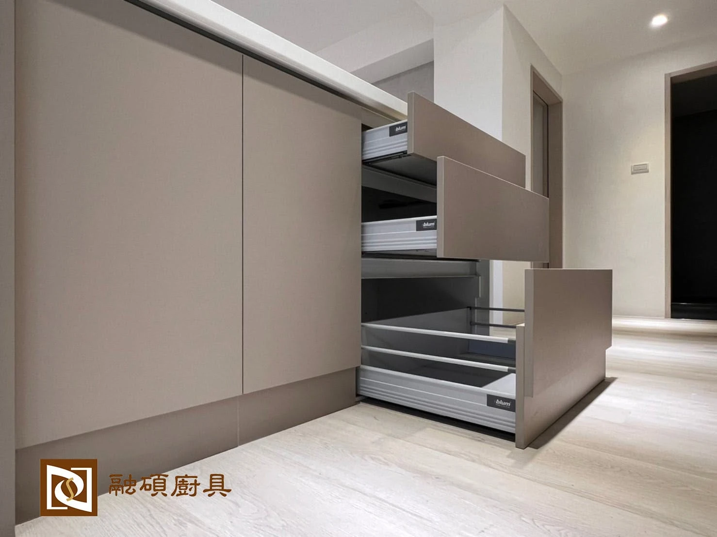 L型+中島廚具
