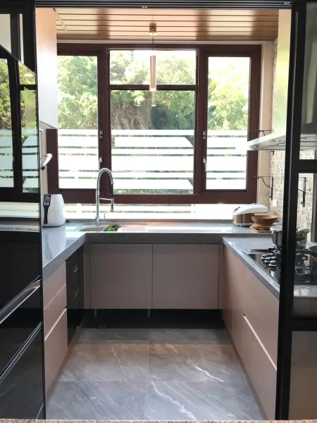 ㄇ字型+中島廚具
