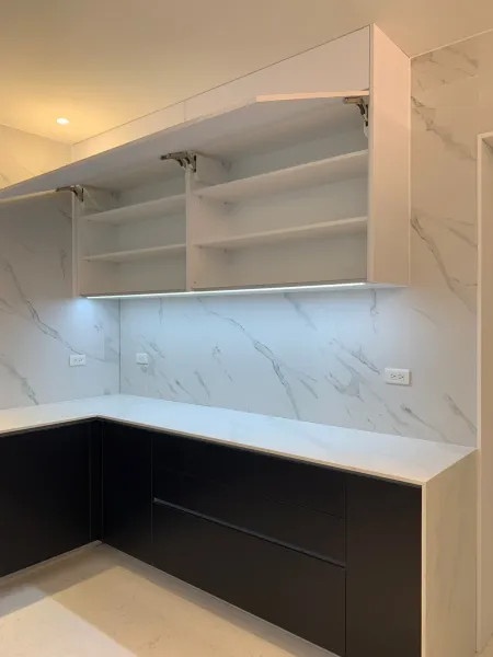 ㄇ字型+中島廚具