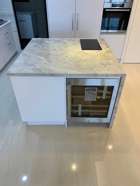 ㄇ字型+中島廚具