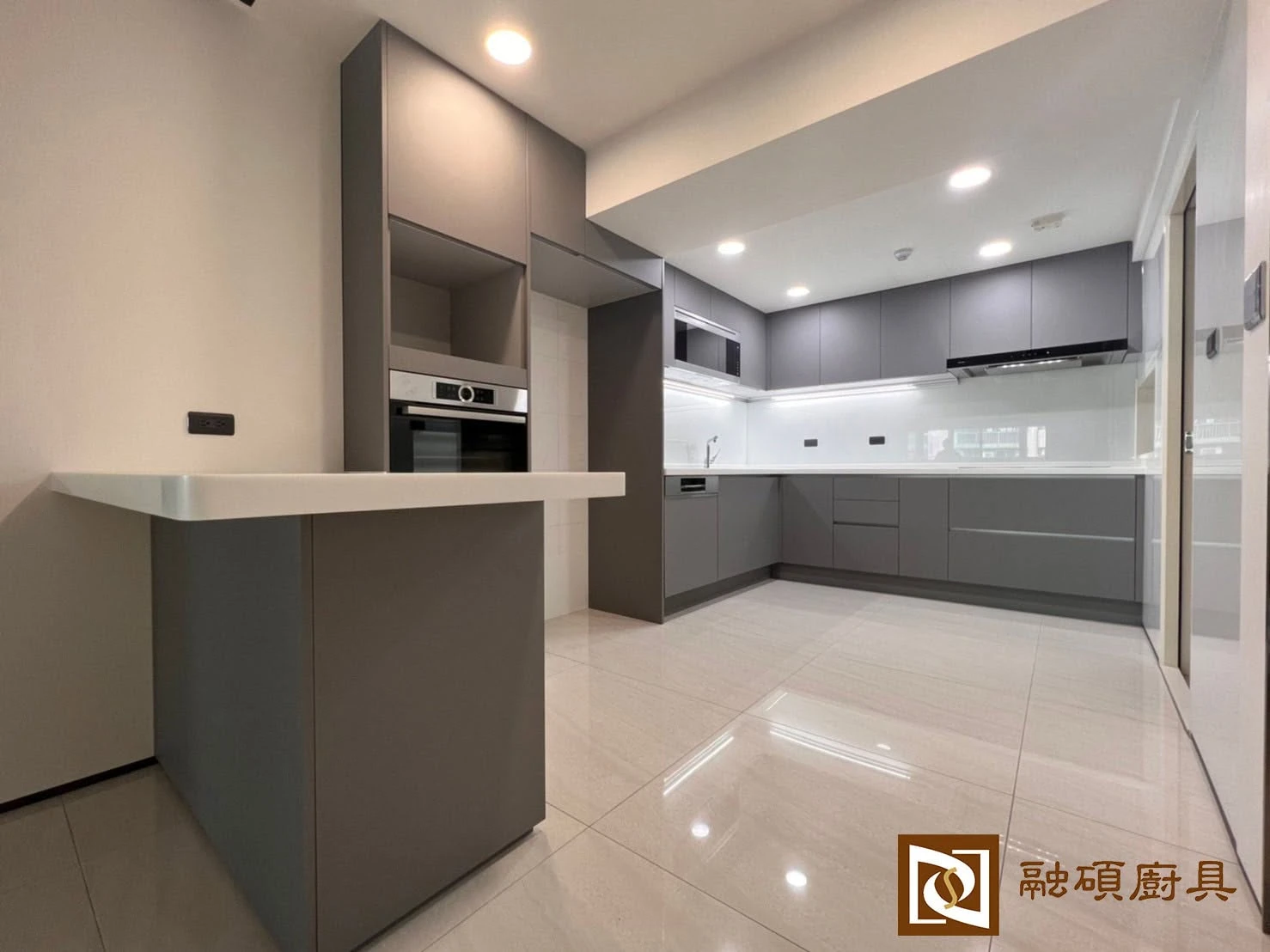 ㄇ字型廚具