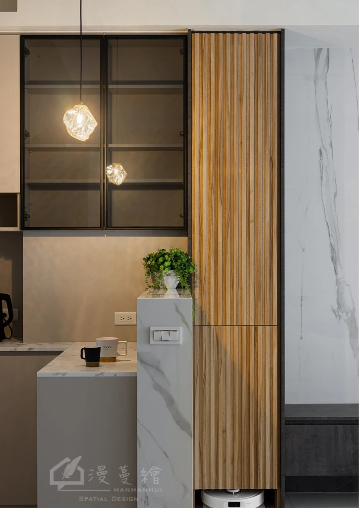 民雄|白色系的靜謐生活，簡約中藏著細膩設計