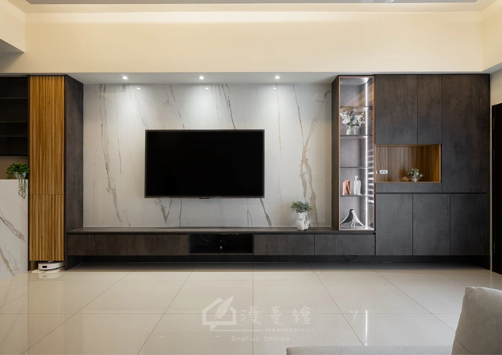 民雄|白色系的靜謐生活，簡約中藏著細膩設計