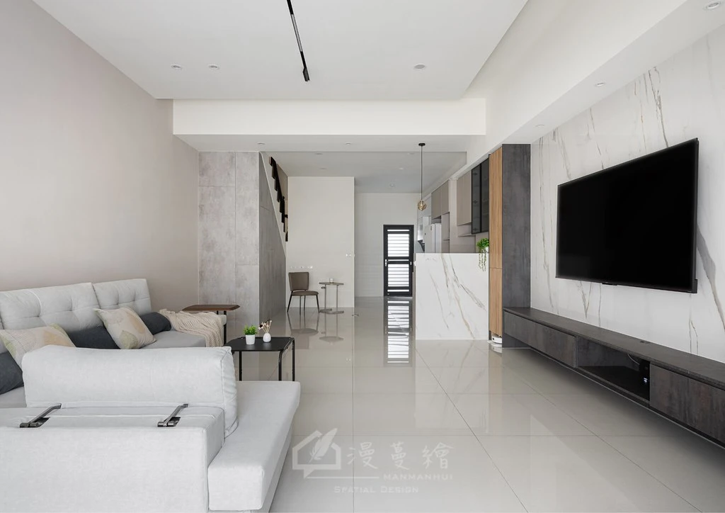 民雄|白色系的靜謐生活，簡約中藏著細膩設計