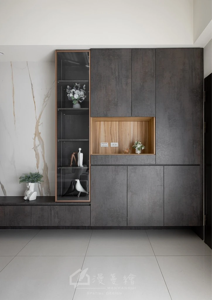 民雄|白色系的靜謐生活，簡約中藏著細膩設計