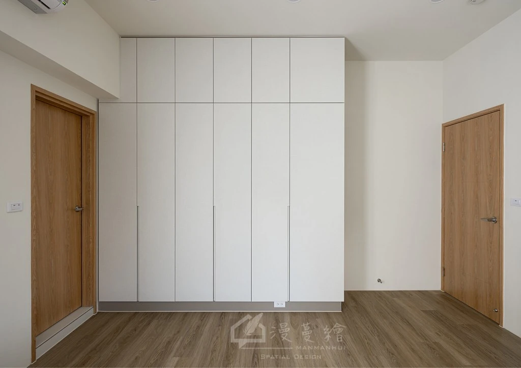 民雄|白色系的靜謐生活，簡約中藏著細膩設計