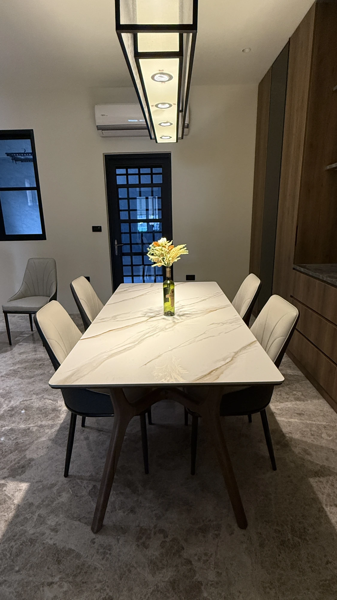 餐廳家具