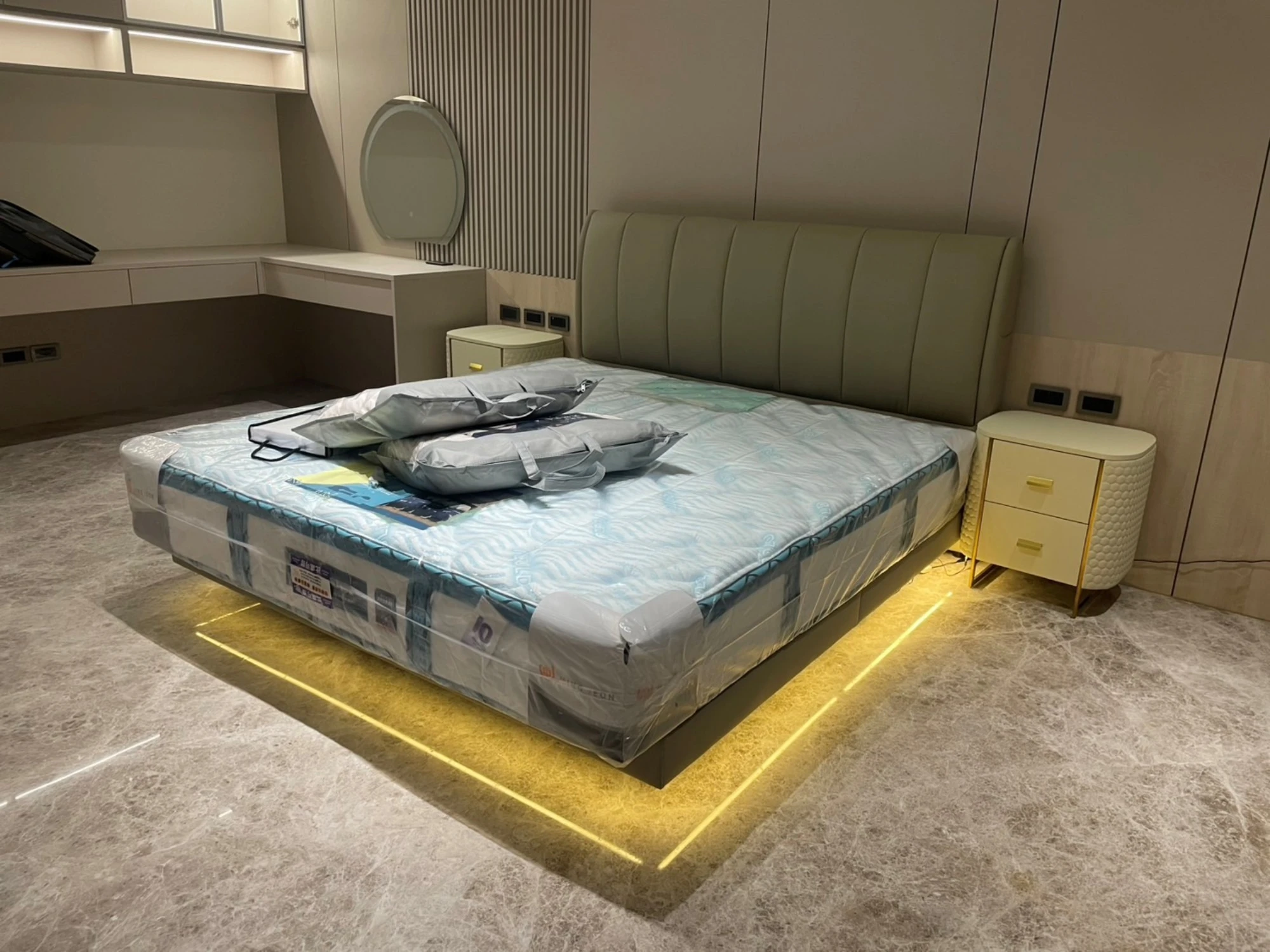 臥室家具