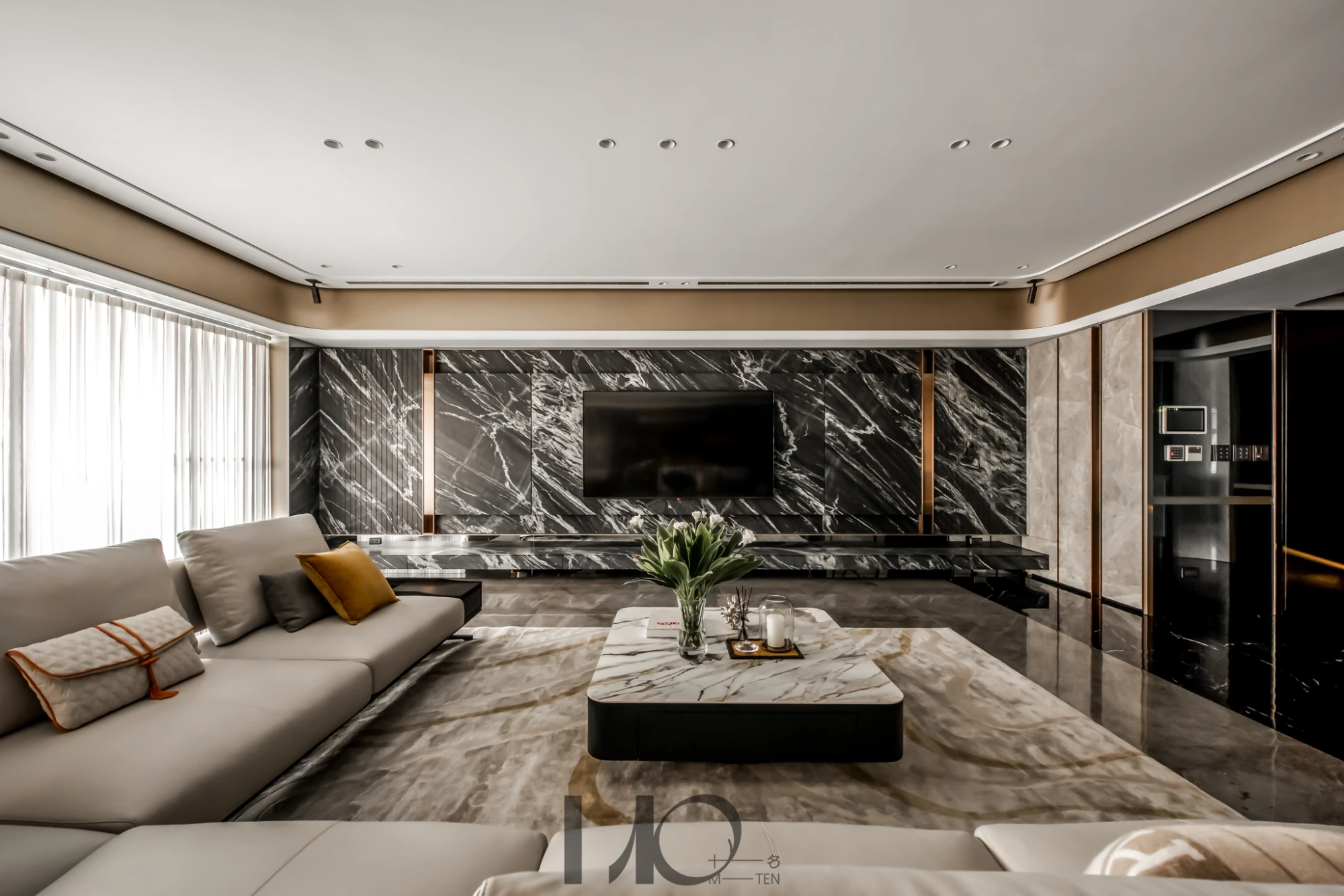 台中富宇東方之冠