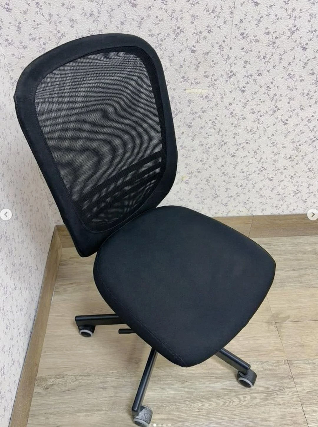 電腦椅
