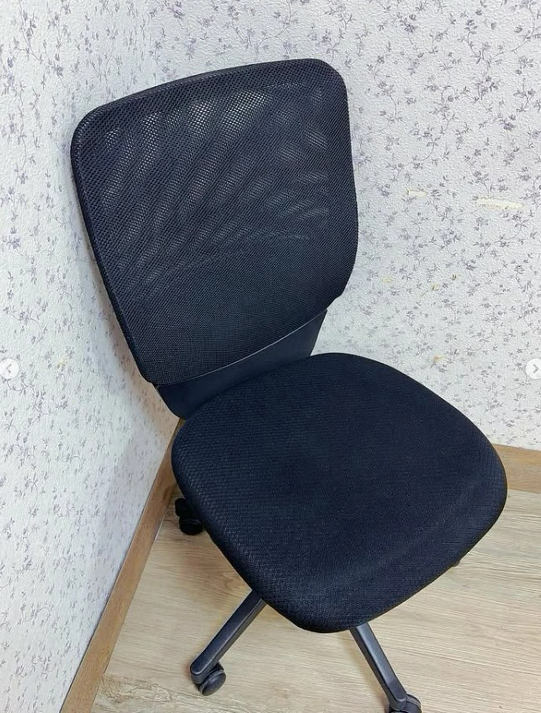 電腦椅