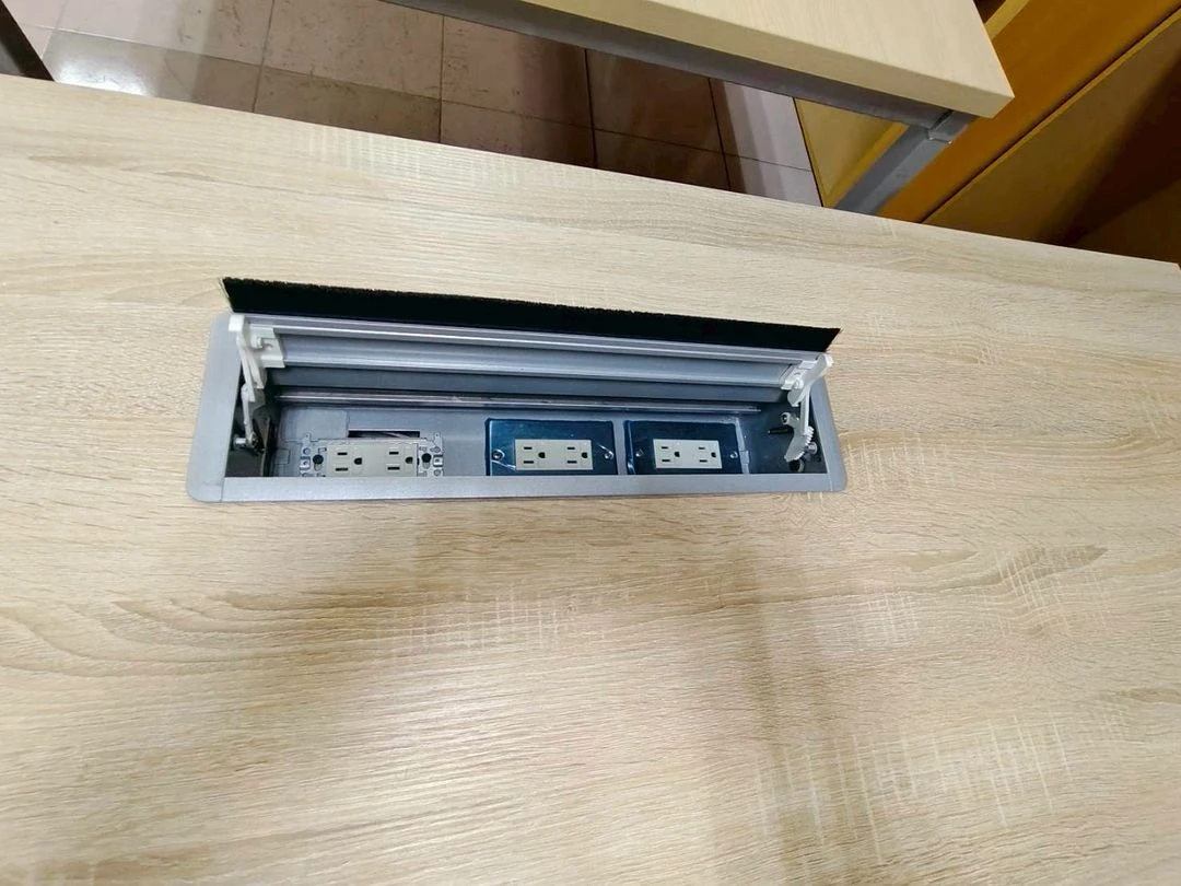 工作桌
