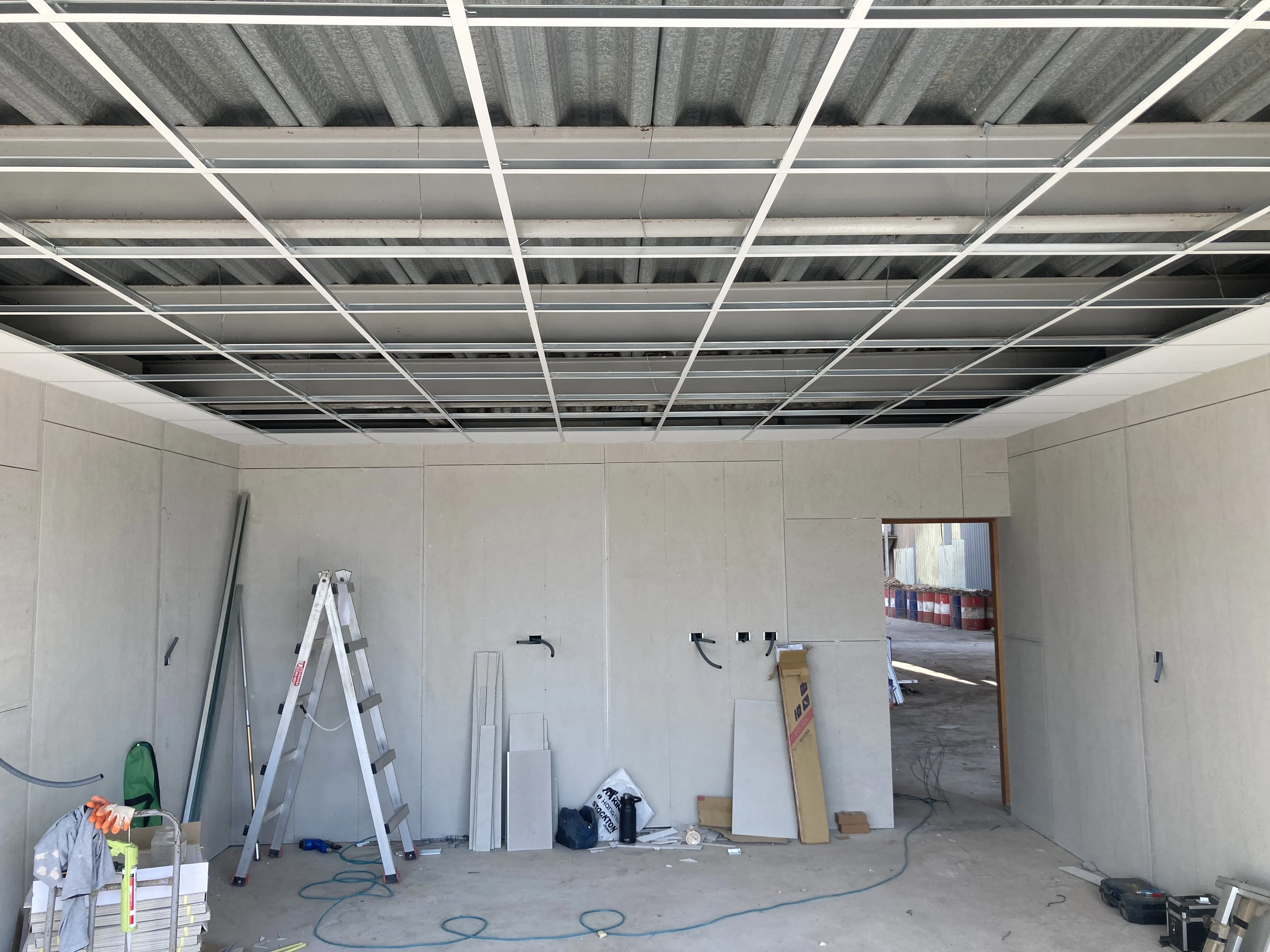 工廠新建 | 苗栗天花板新增工程<BR>明架天花板 | 苑裡