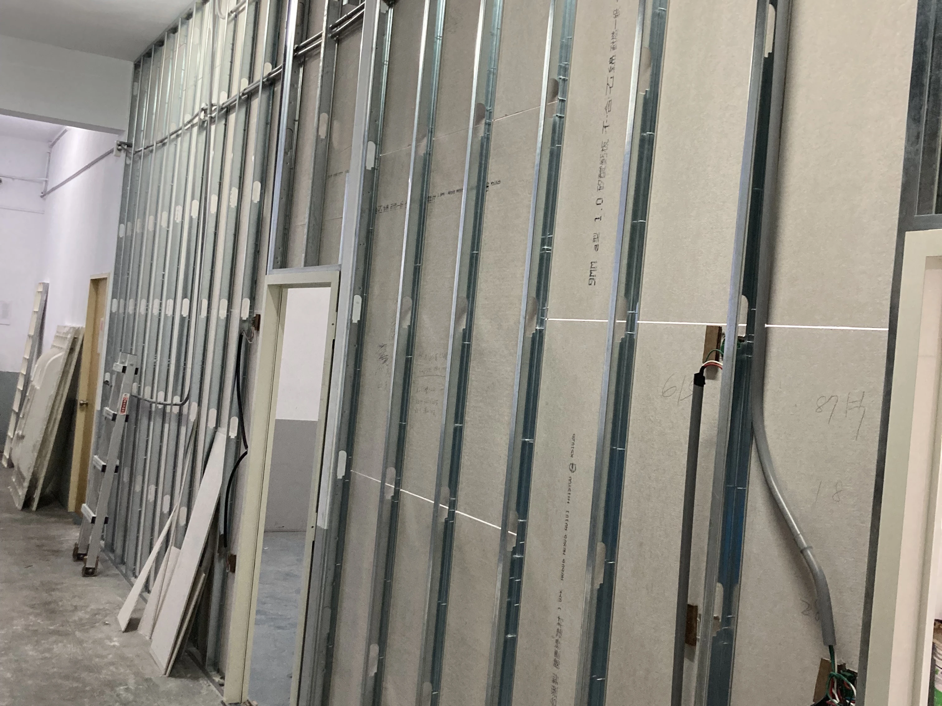 工廠新建 | 海線輕隔間新增工程<BR>乾式隔間牆 | 沙鹿