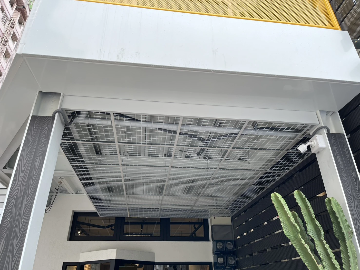 店鋪新建 | 台中天花板新增工程<BR>造型金屬天花 | 西屯