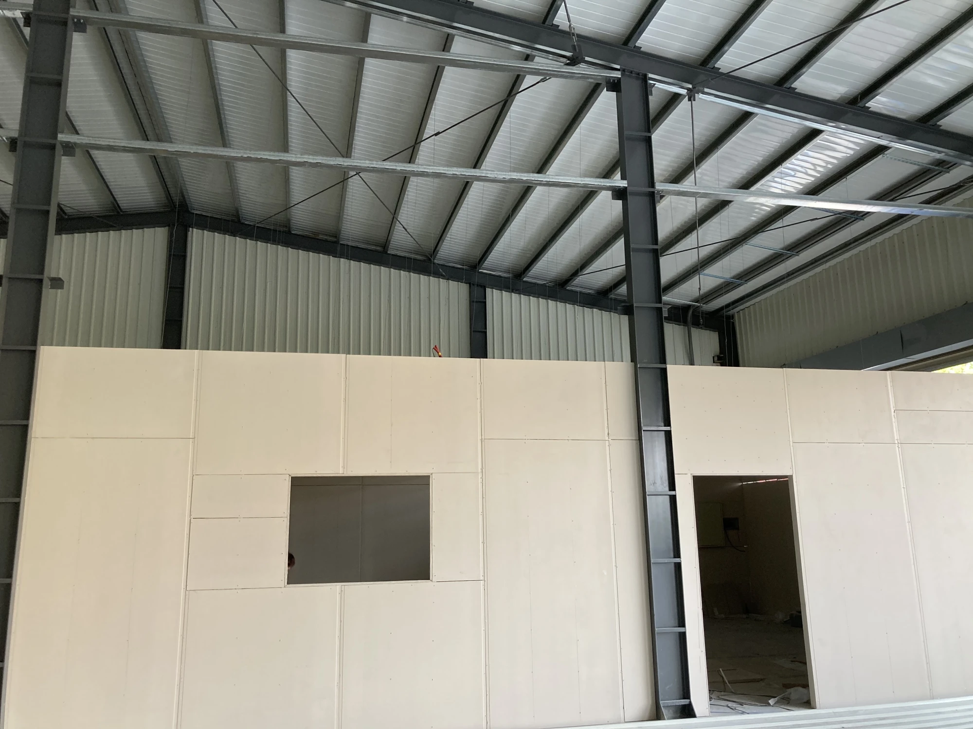 工廠新建 | 台中輕隔間新增工程<BR>防火隔間牆 | 神岡