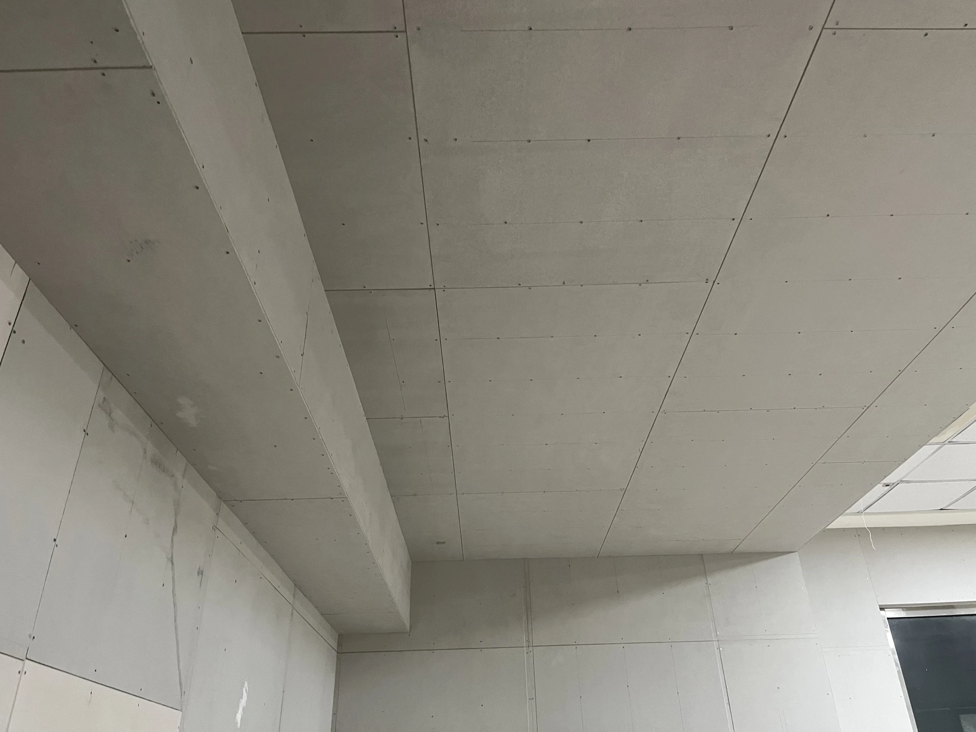 學校修繕 | 台中天花板拆改工程<BR>暗架天花板 | 逢甲