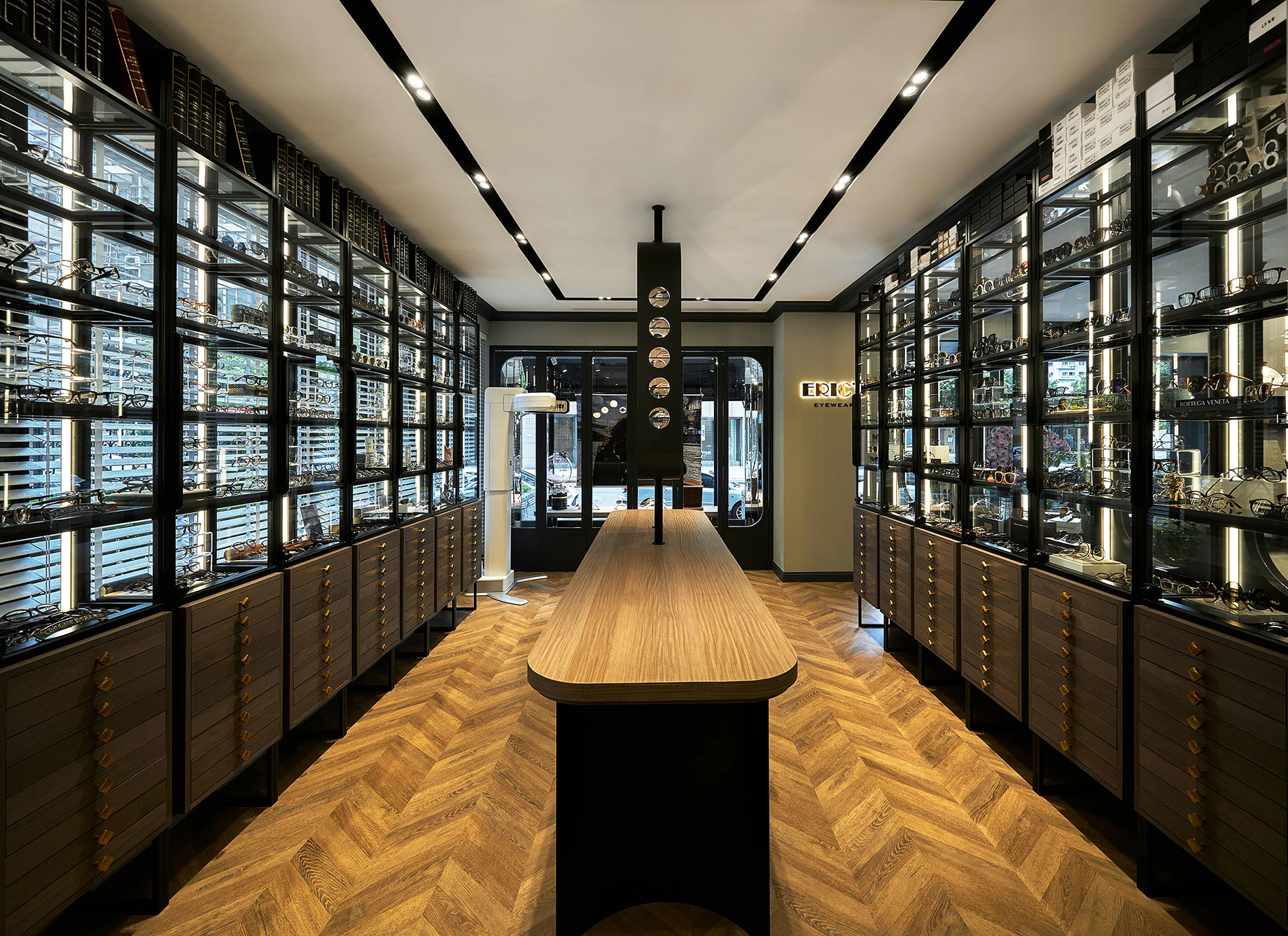 2026 London Design Awards SILVER WINNER｜Moments in Reflection