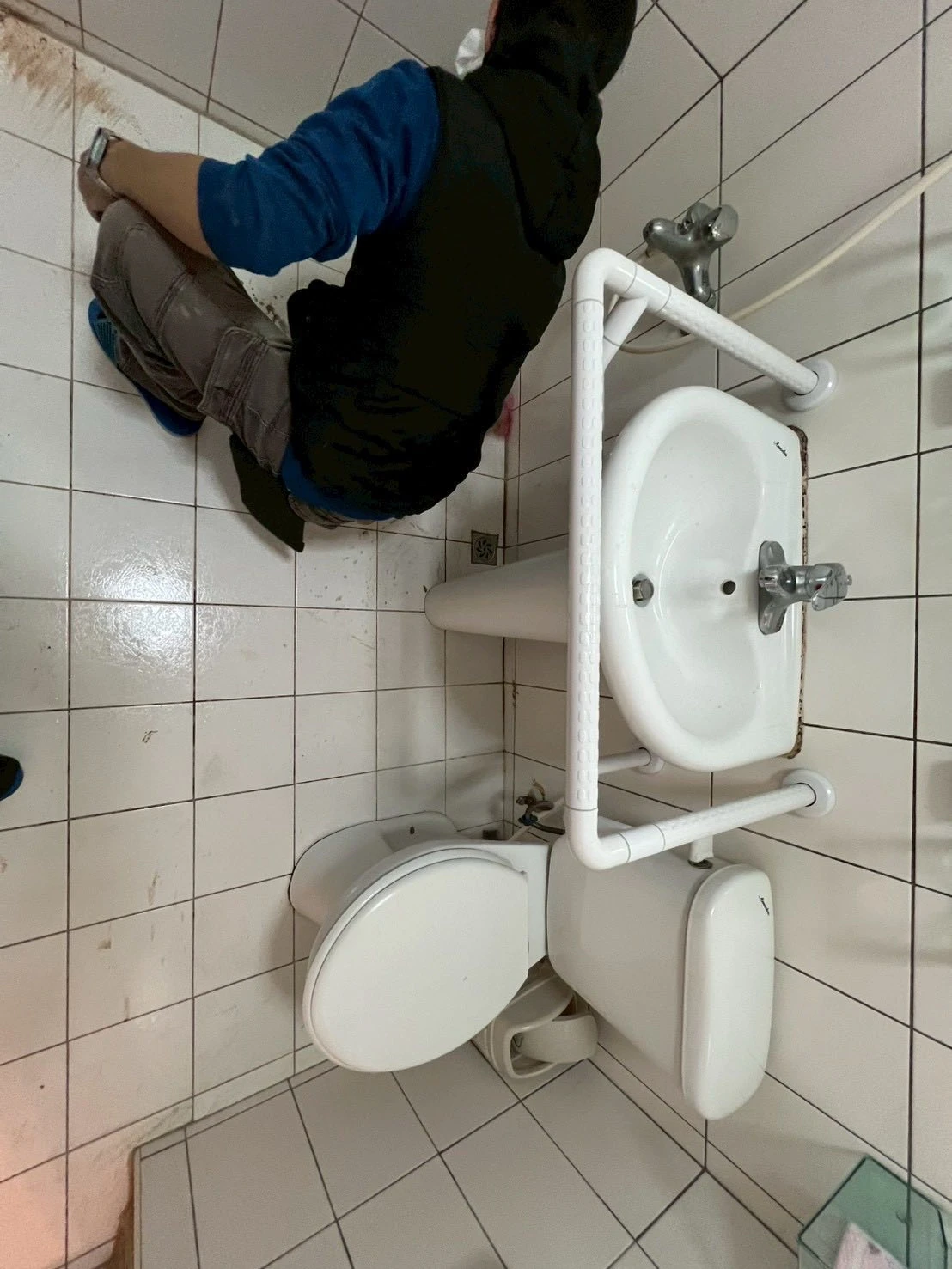 松山區｜扶手安裝/更換水平鎖/止滑