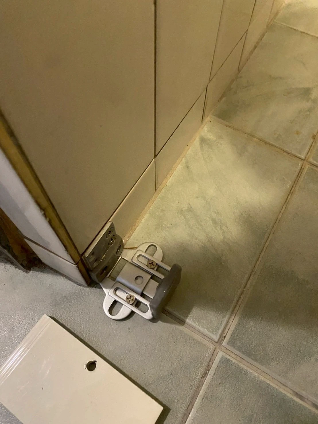 南港｜去除門檻/ 浴室門換成左右開滑門/無障礙扶手