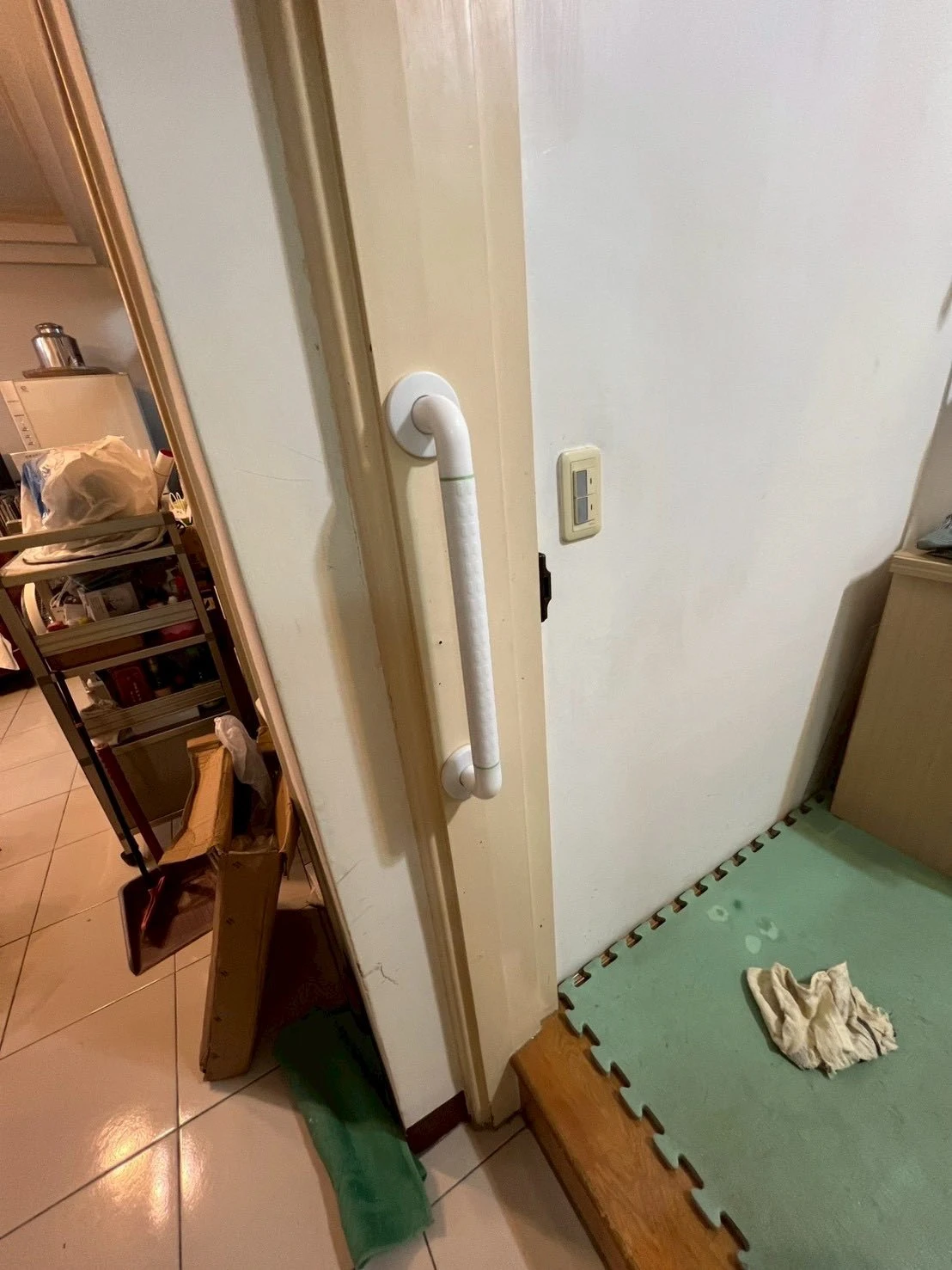 松山區｜扶手安裝/更換水平鎖/止滑