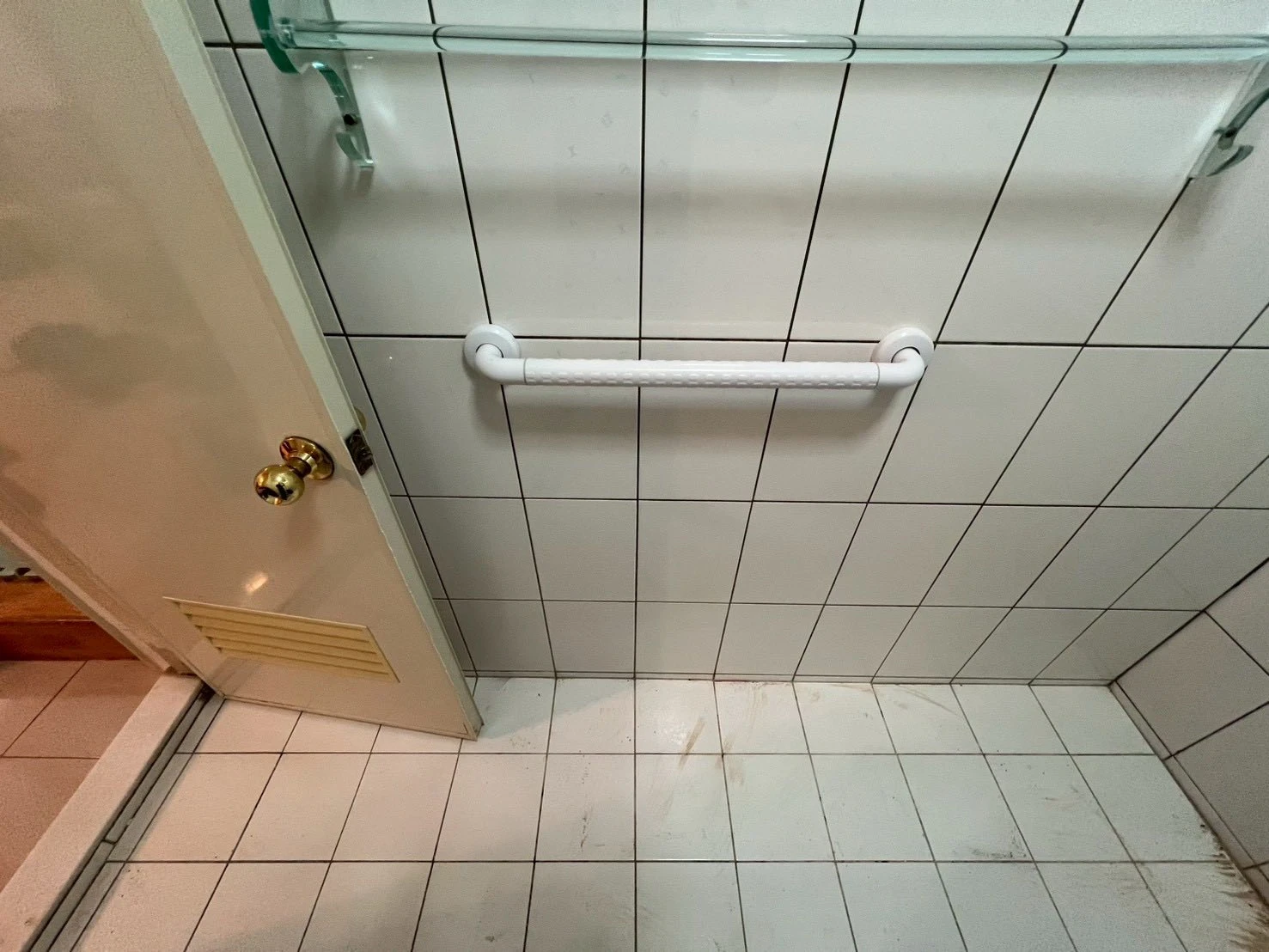 松山區｜扶手安裝/更換水平鎖/止滑