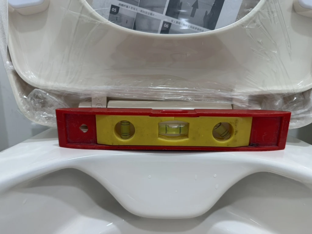 三峽 | 套房線路更新，開關插座與燈具更換、浴廁磁磚更新，衛浴設備更新 | 台北 | 水電工程 | 水電師傅