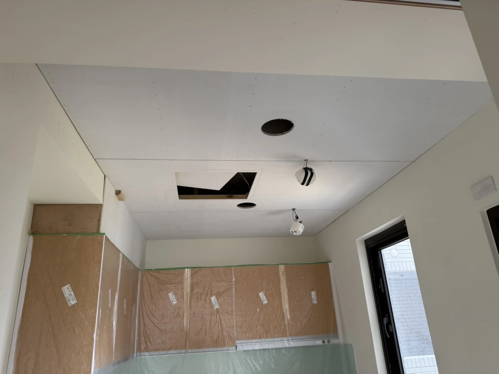 台北水電行 | 新竹湖口 新成屋電燈配製、插座弱電移位，燈具開孔與安裝 | 台北水電師傅 | 三峽水電師傅 | 桃園水電