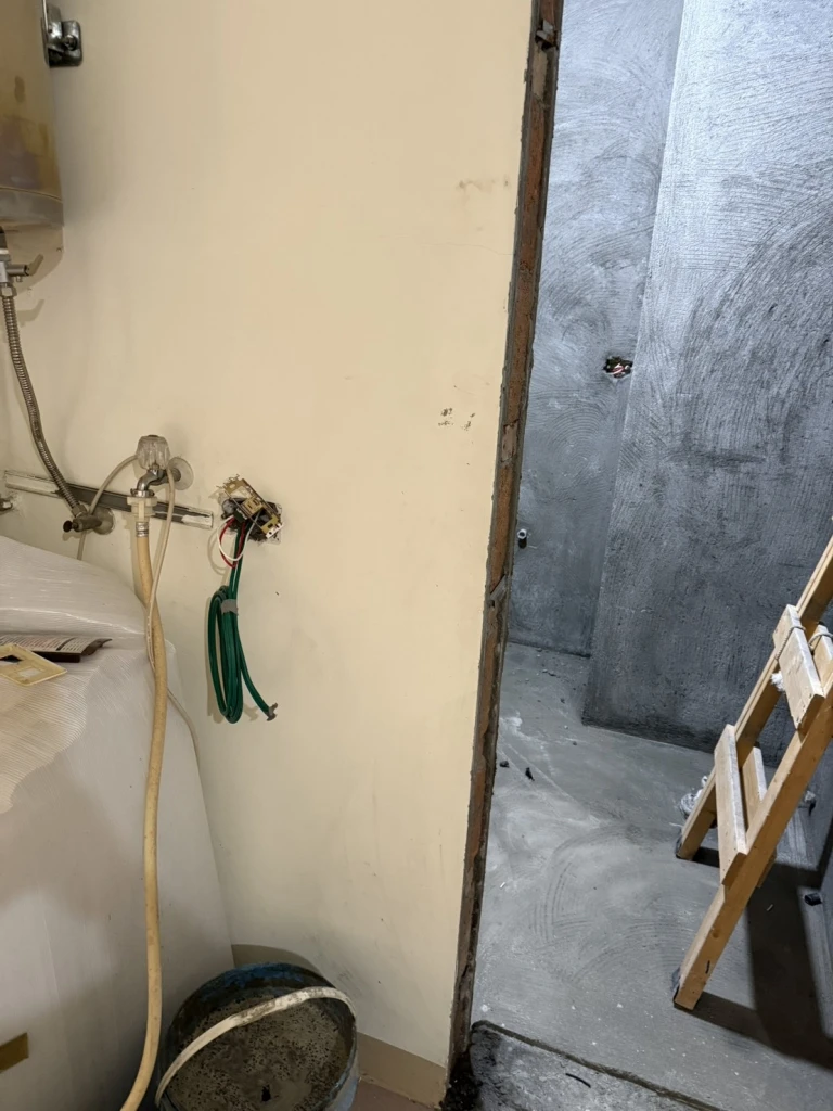 三峽 | 套房線路更新，開關插座與燈具更換、浴廁磁磚更新，衛浴設備更新 | 台北 | 水電工程 | 水電師傅
