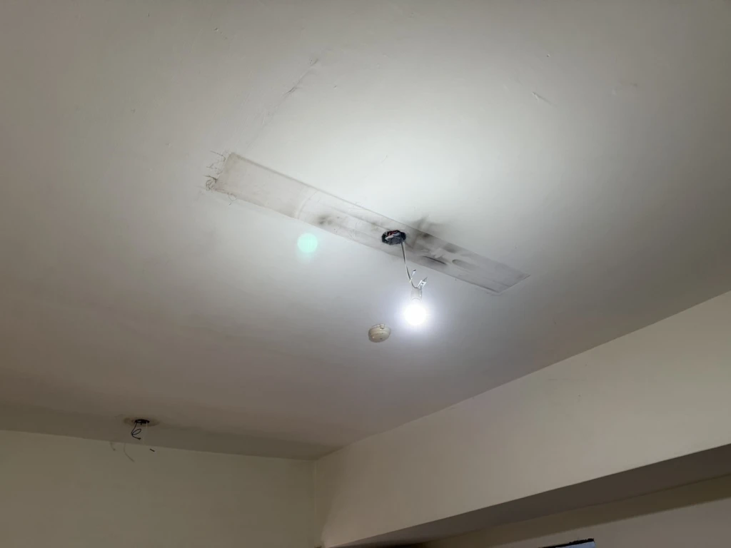 三峽 | 套房線路更新，開關插座與燈具更換、浴廁磁磚更新，衛浴設備更新 | 台北 | 水電工程 | 水電師傅