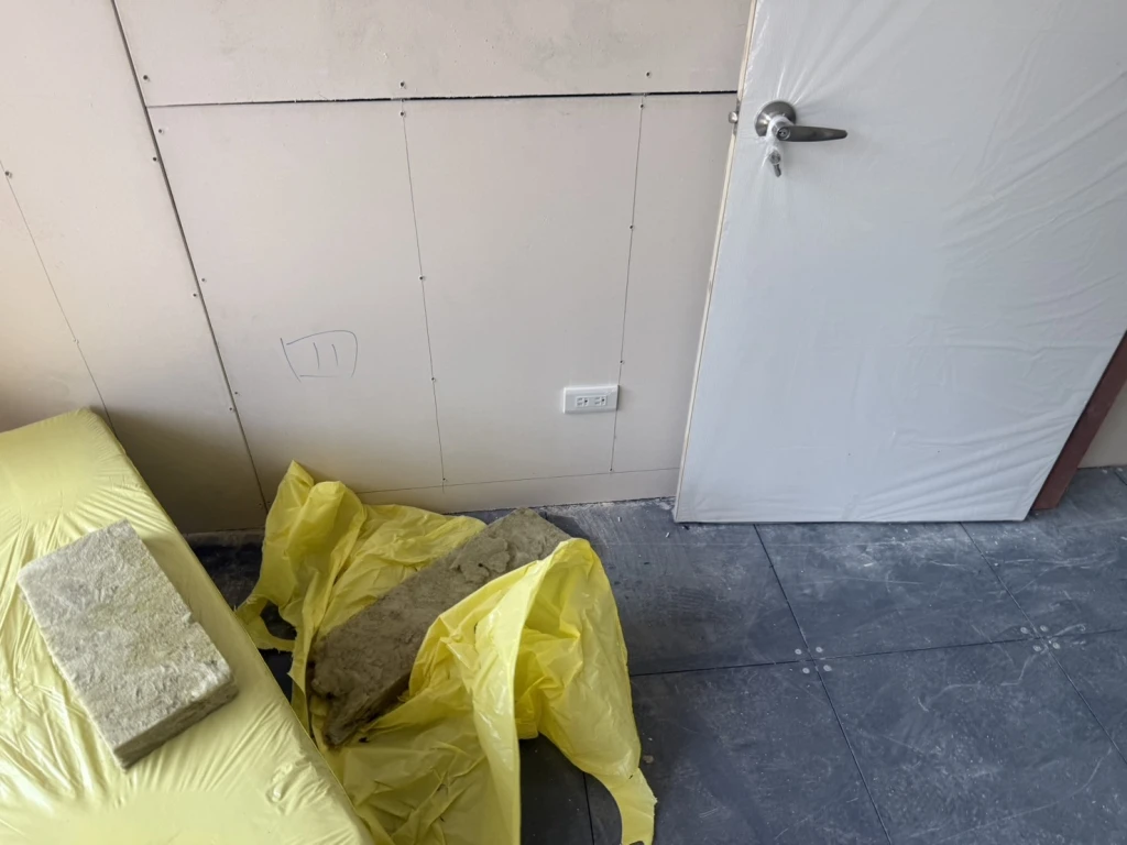 桃園區 新增插座與平板燈安裝