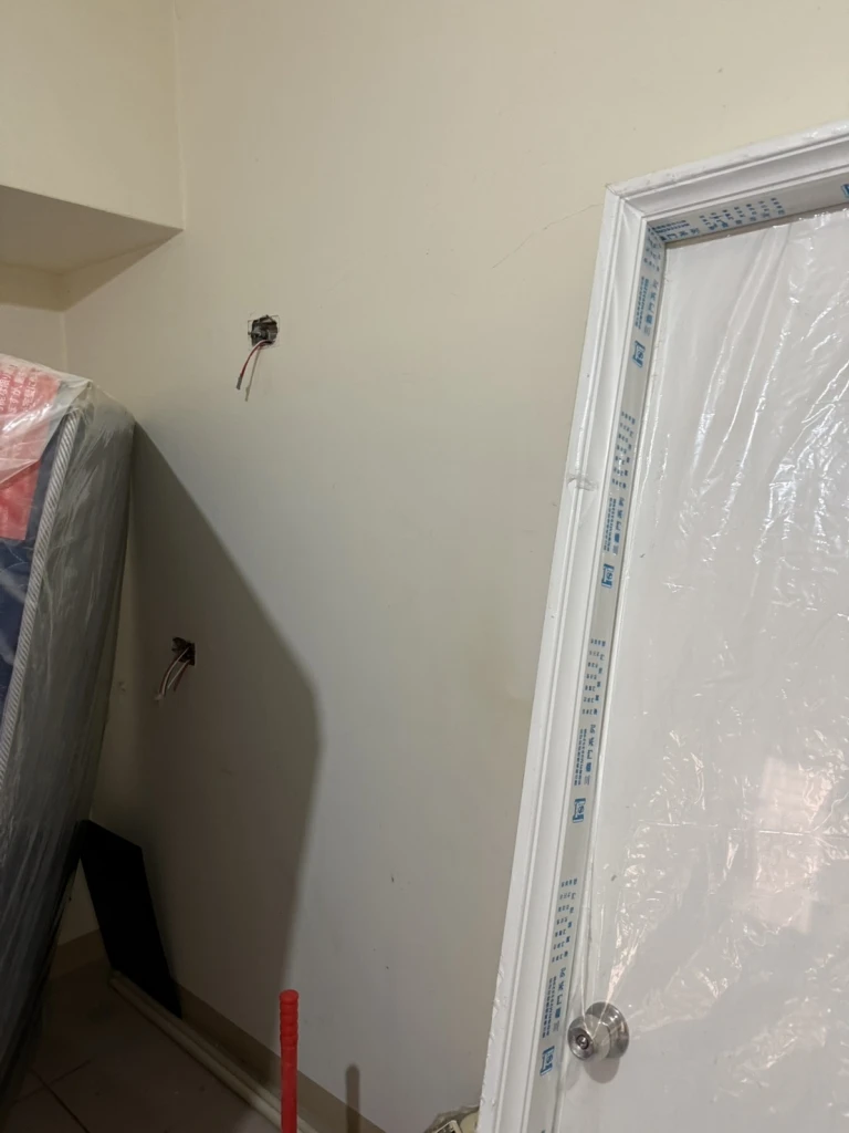 三峽 | 套房線路更新，開關插座與燈具更換、浴廁磁磚更新，衛浴設備更新 | 台北 | 水電工程 | 水電師傅