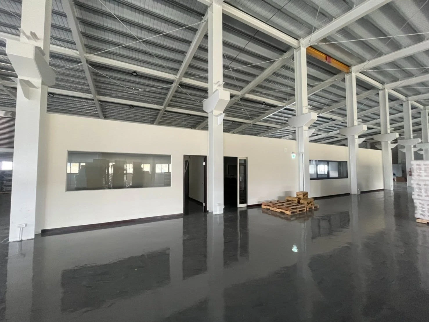 老舊鋼構廠房改裝如何規劃？-桃園鋼構廠房裝修｜中壢廠房裝修