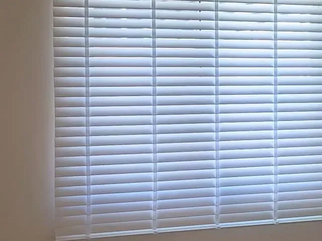 實木百葉窗安裝