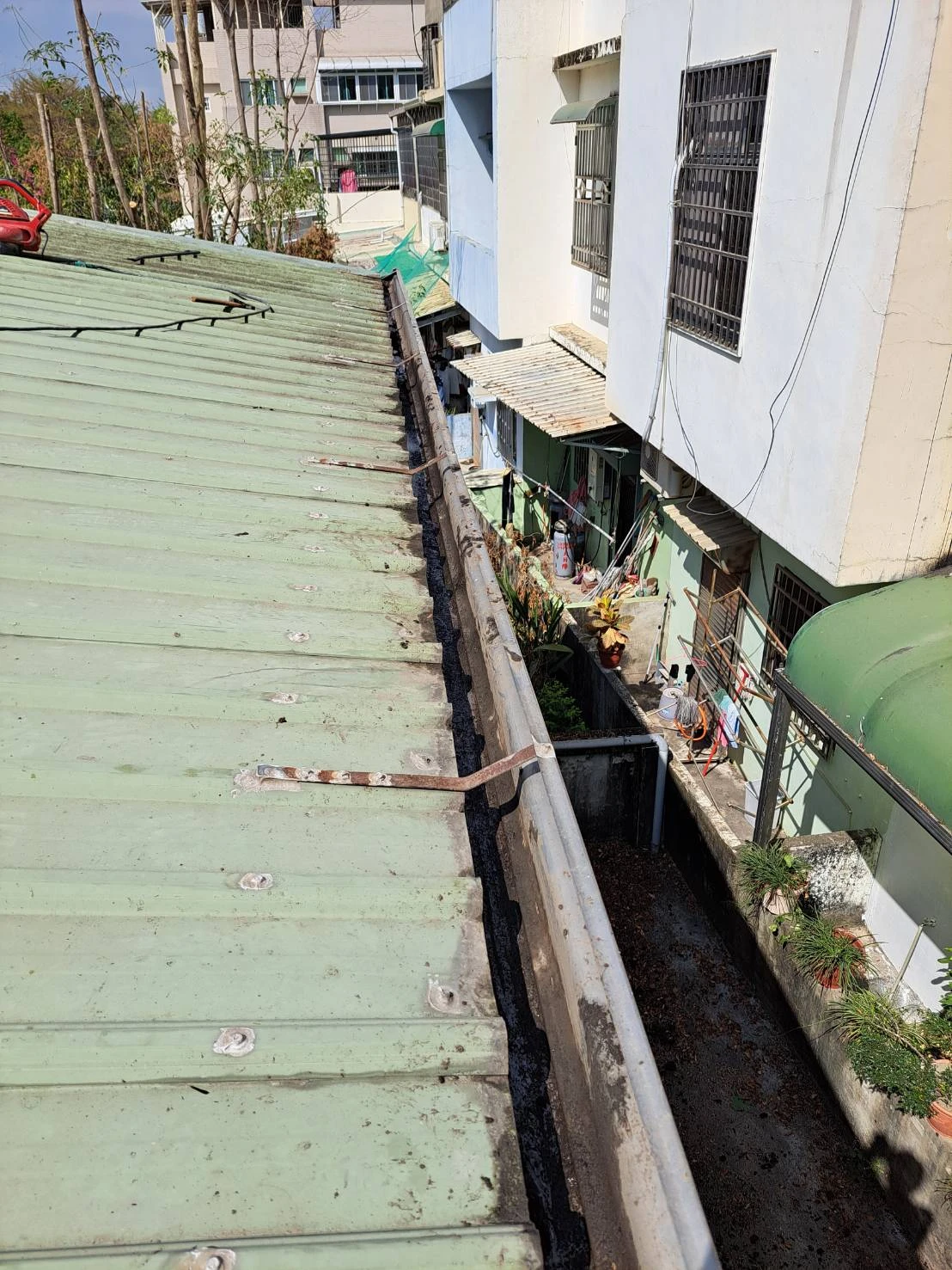 鐵皮屋頂更換前後比對