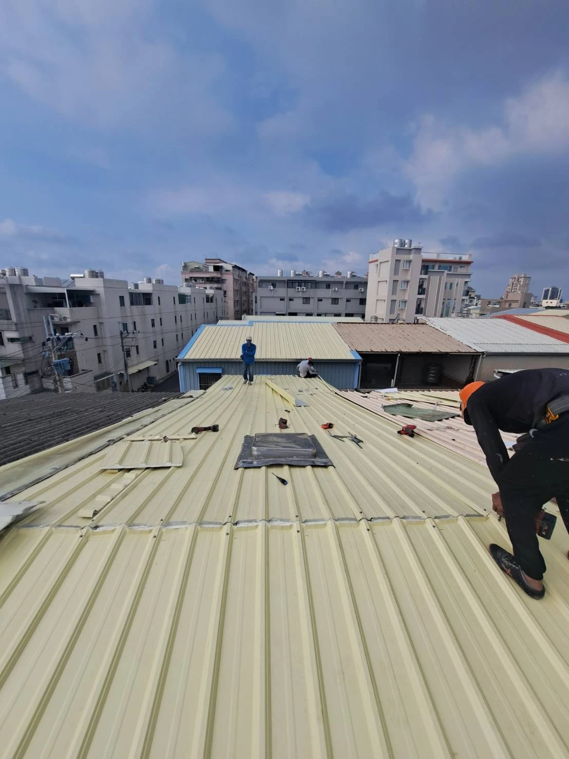 鍍鋅鋼板三合一鐵皮屋頂