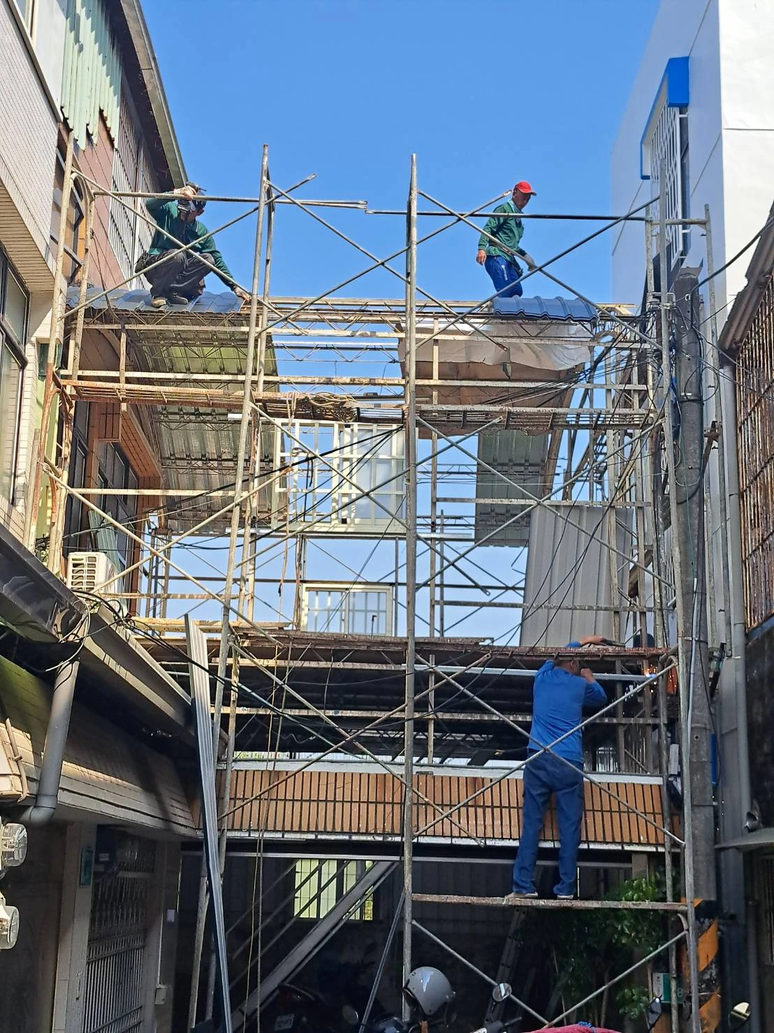 鐵皮屋施作前後比對