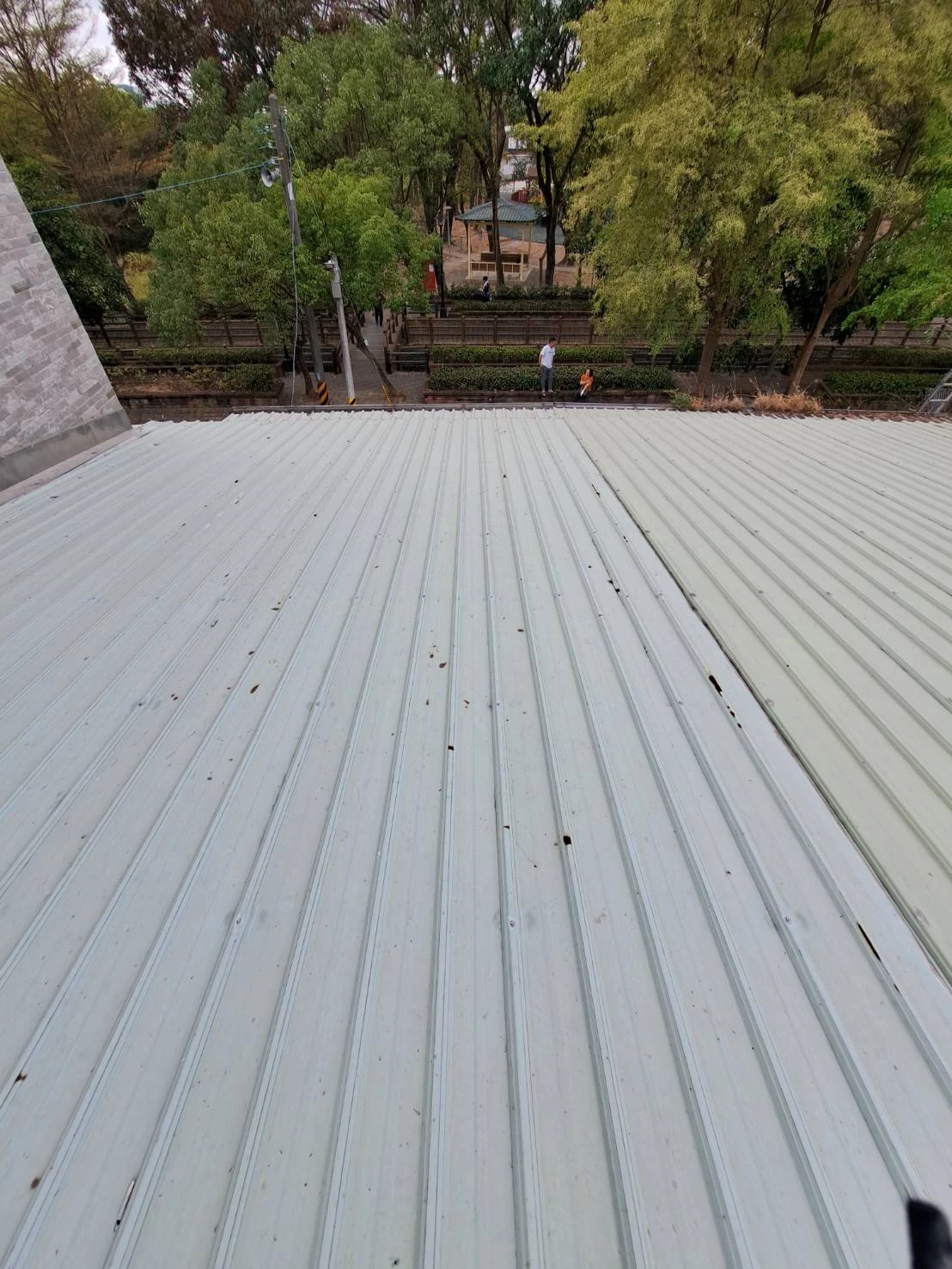 鐵皮屋頂更換前後比對