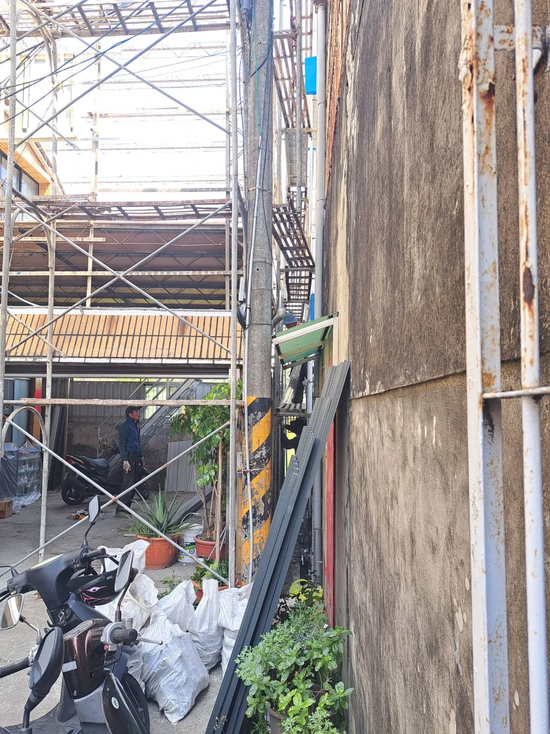 鐵皮屋施作前後比對