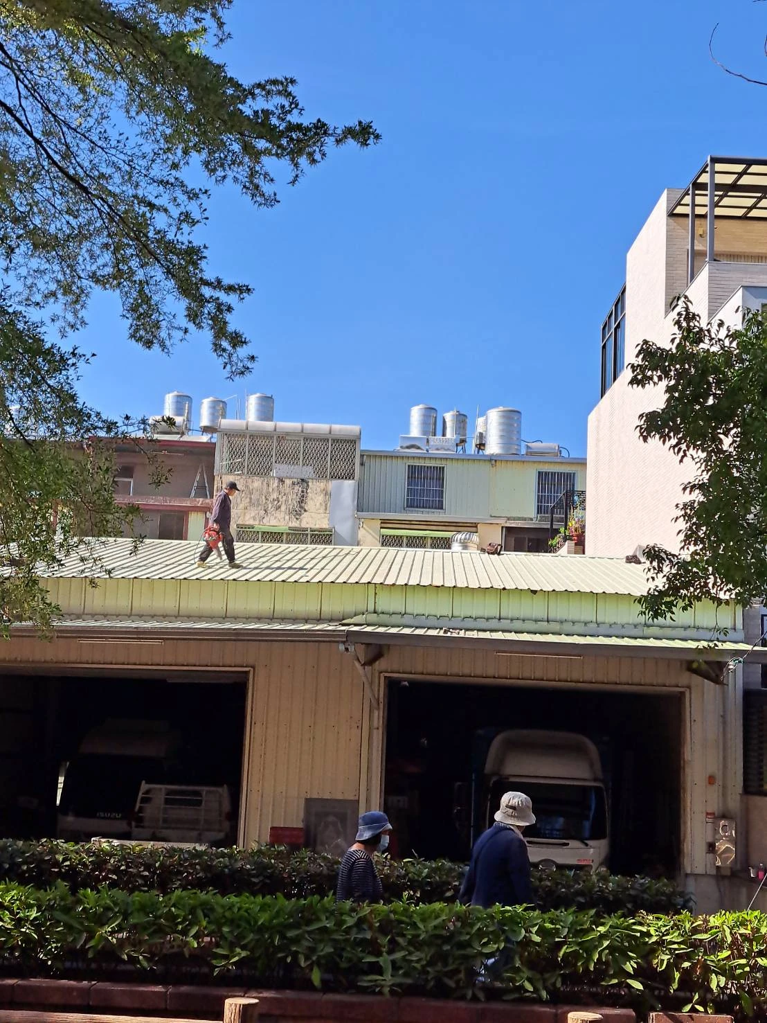 鐵皮屋頂更換前後比對