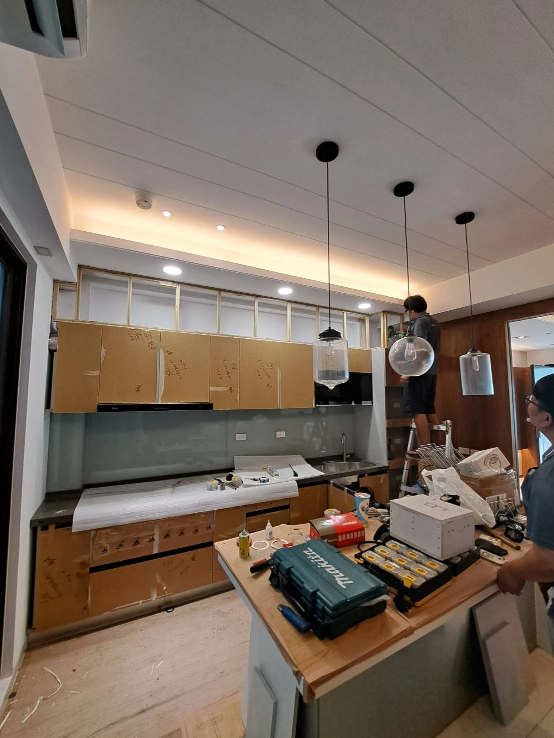 廚房系統櫃施工前後比對