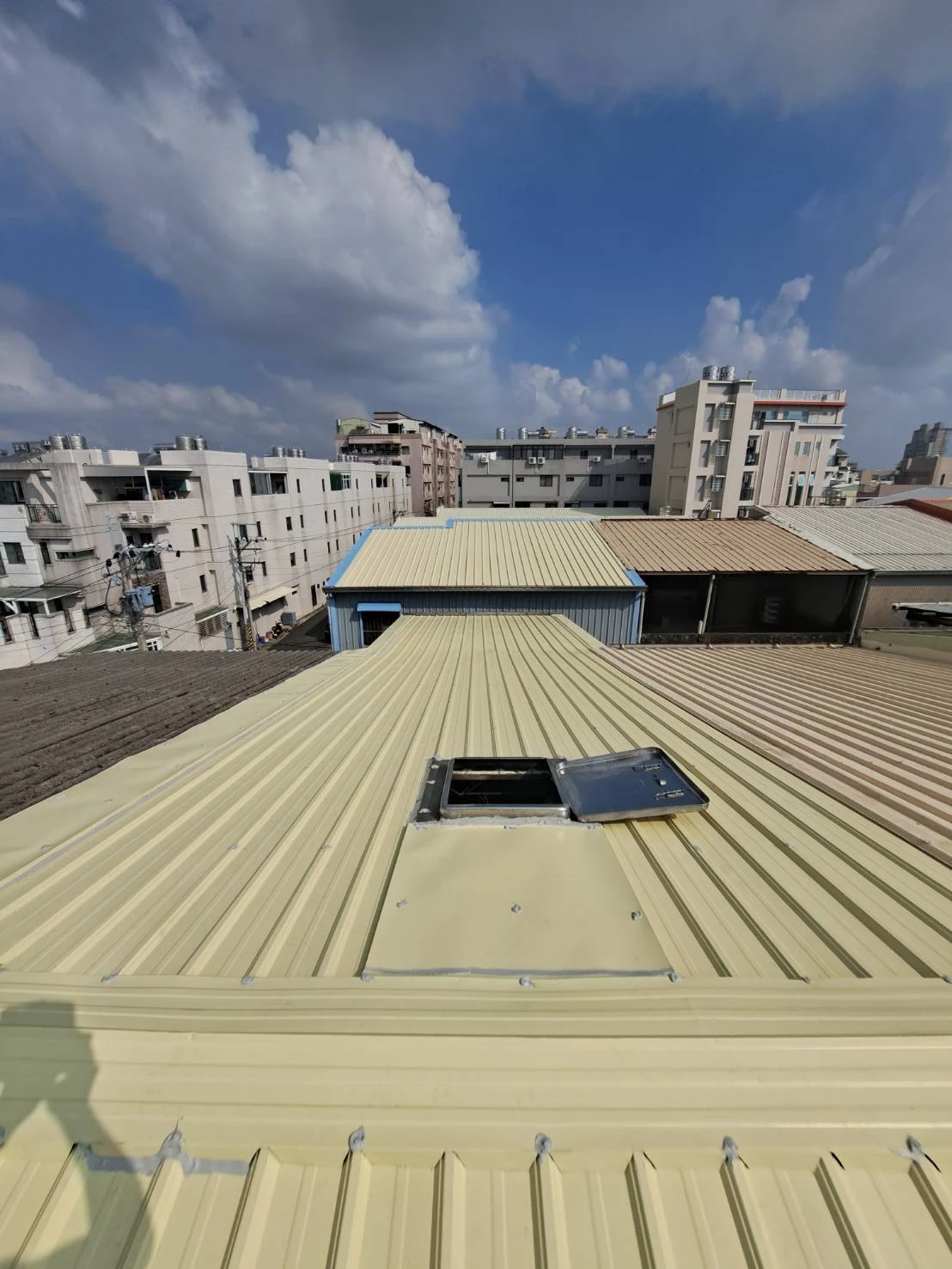 鍍鋅鋼板三合一鐵皮屋頂