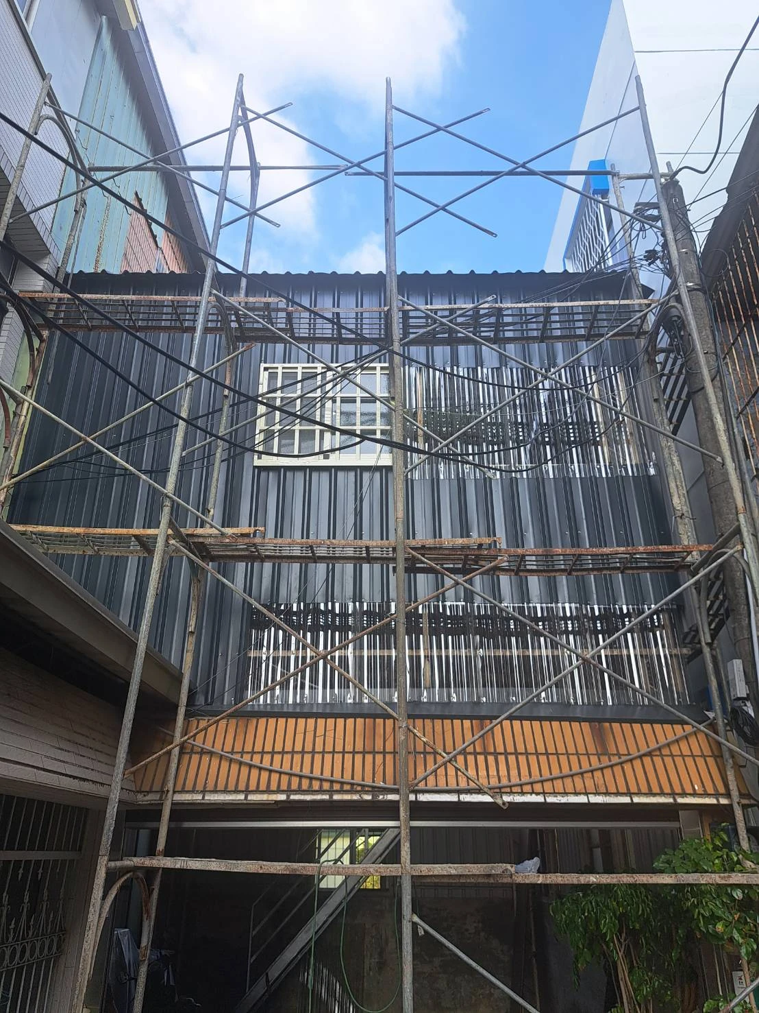 鐵皮屋施作前後比對