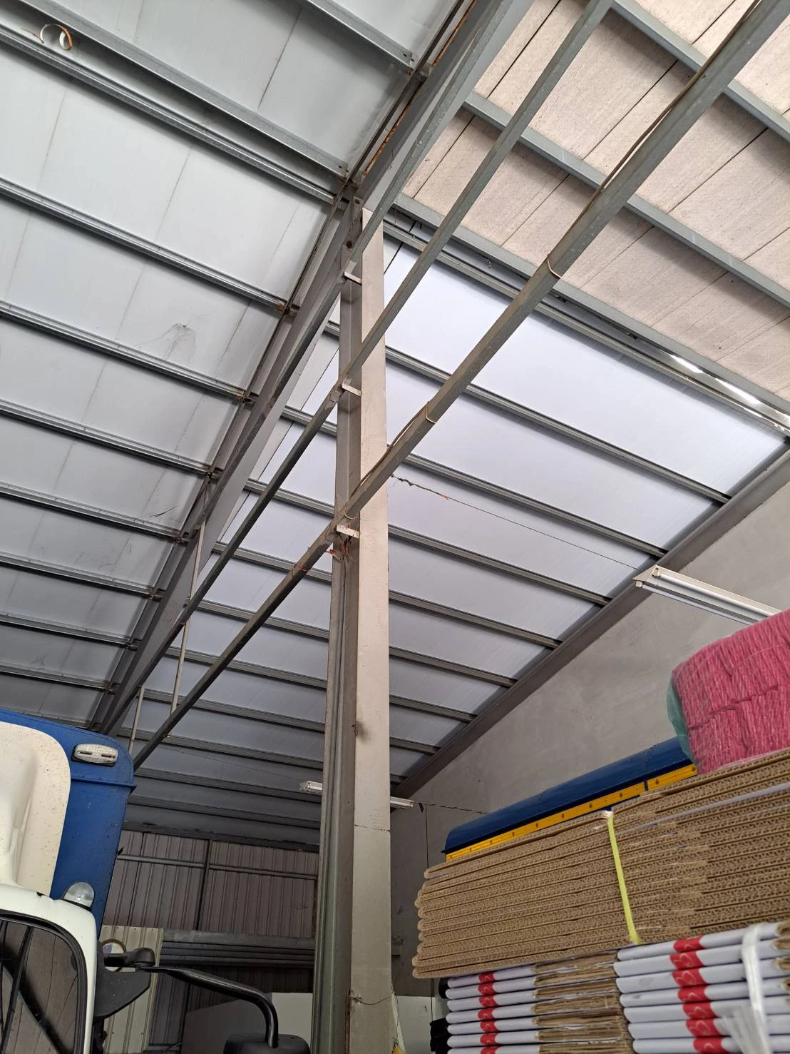 鐵皮屋頂更換前後比對