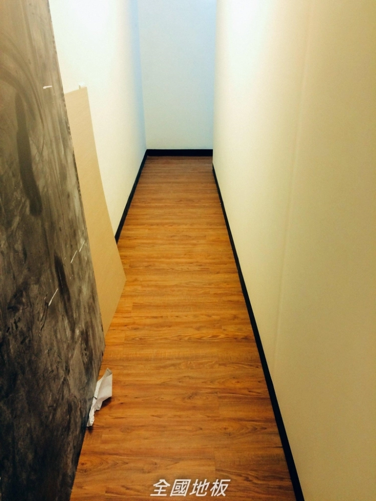 桃園龜山-塑膠地磚2mm