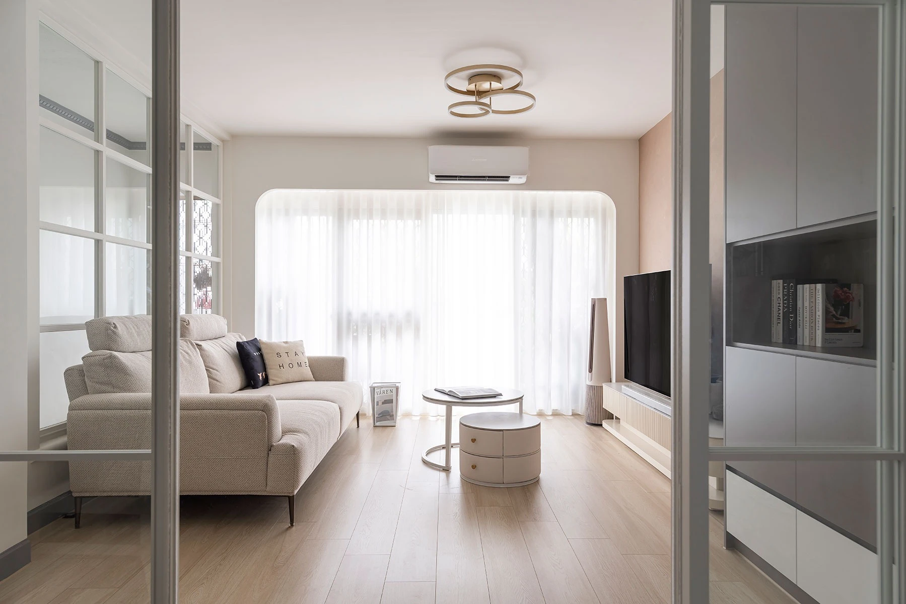 柔白曦光 Residential Space