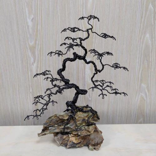 鋁線雕樹石創作